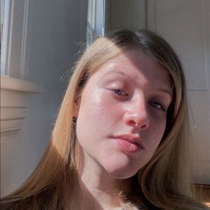 Meet your Posher, Ava